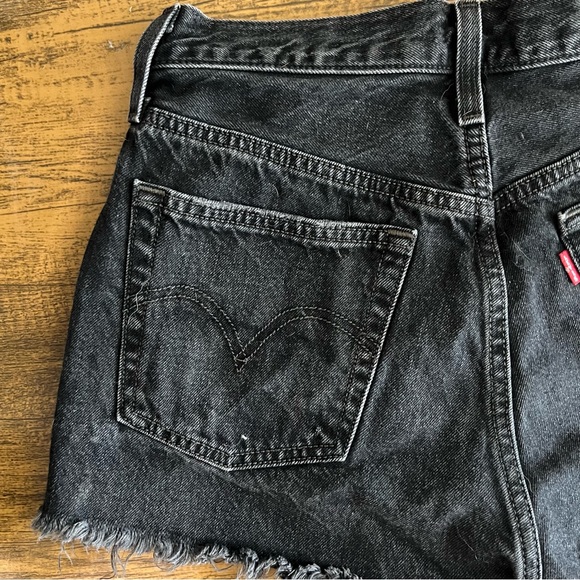 Levi’s 501 Original Cutoff High Rise shorts- Wise Up- Size 4 or 27 - Picture 9 of 14